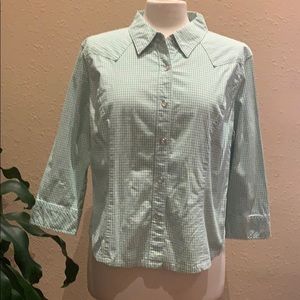 Button down classic style